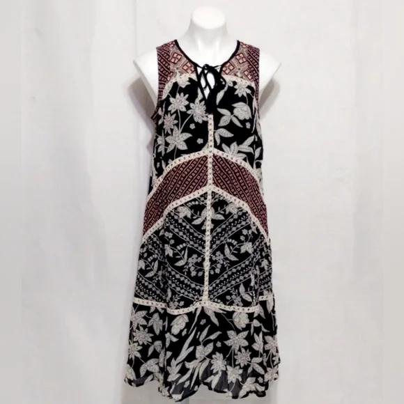 floreat embroidered dress Floreat Anthropology Dress Navy Blue Size 2 Embroidered Dress